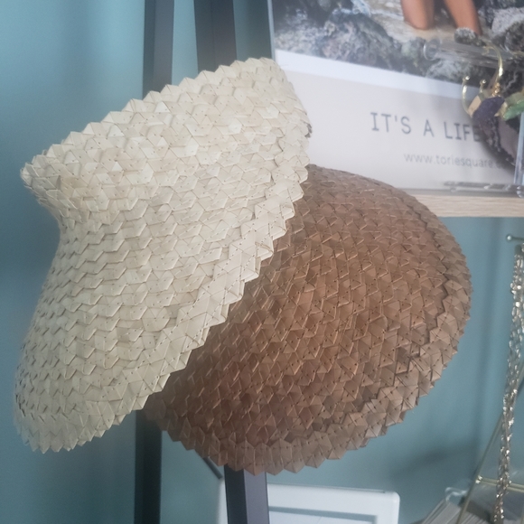 Straw Visor - Picture 1 of 3